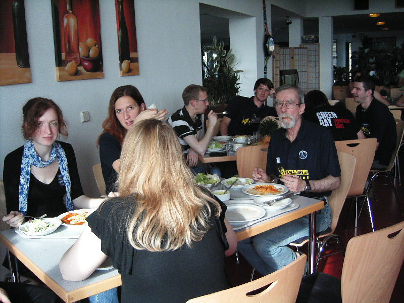 Abendessen (2) Abendessen (2)