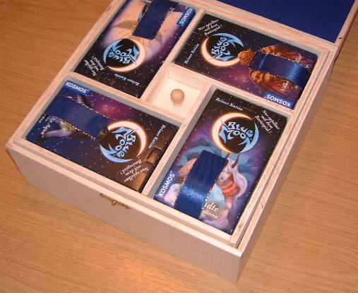 Blue Moon Box