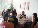 nach der dritten Runde gabs was zu futtern. Ich hoffe, es hat allen so gut geschmeckt wie mir
(vor allem die Curry-Suppe *lol* ---> look at the following pictures)