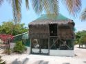 Unsere doppelstöckige Hütte in Punta Allen, einem kleinen Fischernest, wo wir die einzigen Touristen zu diesem Zeitpunkt waren